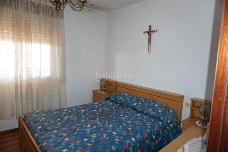 Foto c2fd2589-f01f-4ddd-b8a3-538c91317c57. Pis a rúa irmandiños 1 a Melide