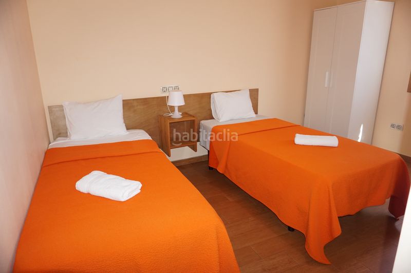 Foto a9b5959a-c3d5-45cc-965f-b4fe6ccaff66. Local comercial a calle casiñas 18 a Sobrado
