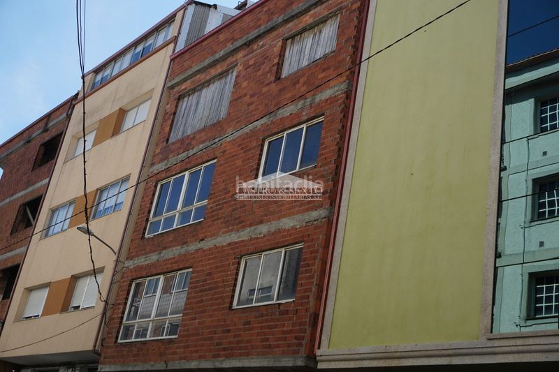 Foto cc7c01e3-0453-4d9e-ba8b-2f5b79afe757. Building in rúa florentino l cuevillas 19 in Melide