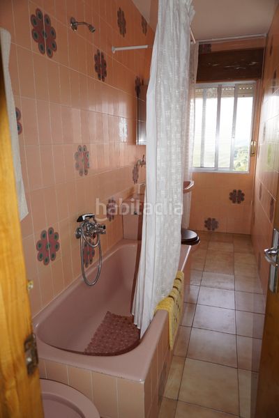 Foto d5d85786-5b1c-4f44-9bcc-6ff6aac15bec. Appartement dans avenida do xeneral salgado 44 dans Monterroso