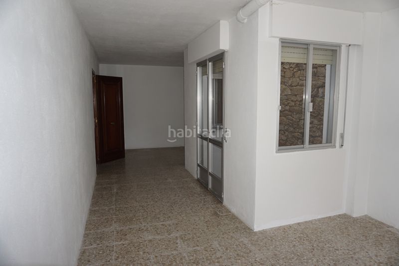 Foto 1246ad10-678b-4d4a-9ef3-945cadce8c2a. Edifici a avenida de lugo 11 a Palas de Rei