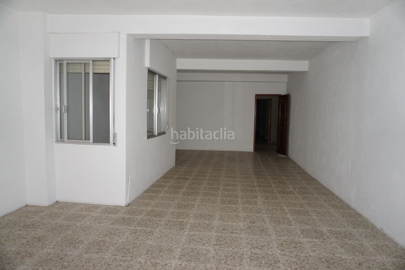 Foto 7814b159-8de5-45a2-9429-97853f3226a1. Edifici a avenida de lugo 11 a Palas de Rei