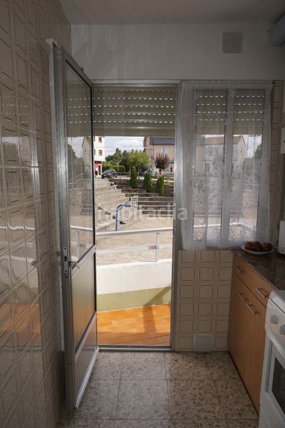 Foto e5192426-3710-4562-b851-e6a0cf8bec0d. Edifici a avenida de lugo 11 a Palas de Rei