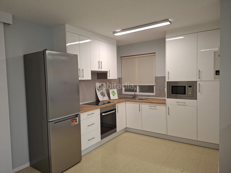 Foto 55e4854c-fc17-4005-a67d-e486b88a9a2d. Pis a rúa cantón san roque 3 a Melide