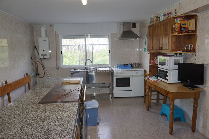 Foto c4b4be0b-a35e-4046-a951-86f5672d21ed. Casa a lugar cruceiro 2 a Boimorto