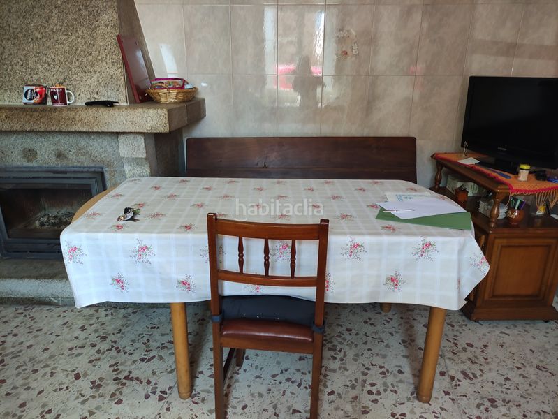 Foto 1ff4e1b7-c3c2-486c-854b-2c43e330978a. Casa a lugar arriba 1 a Toques
