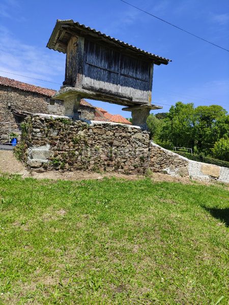 Foto 3260e506-2fa7-4375-856b-25bc5df90336. Casa a lugar arriba 1 a Toques