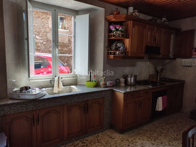 Foto e68c3180-03e8-4e44-8d59-24859411ebe5. Casa a lugar arriba 1 a Toques