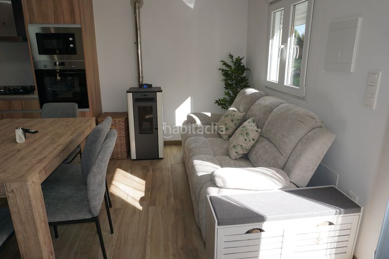 Foto 6fdbb95b-464b-4dab-9741-523aa0368f04. Casa a lugar vimianzo 9 a Santiso