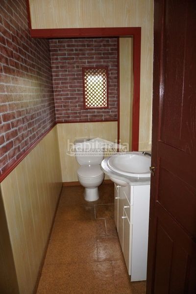 Foto ecc1a67a-ab29-4ae3-bff8-6b69d62d2f67. Casa a Santiso