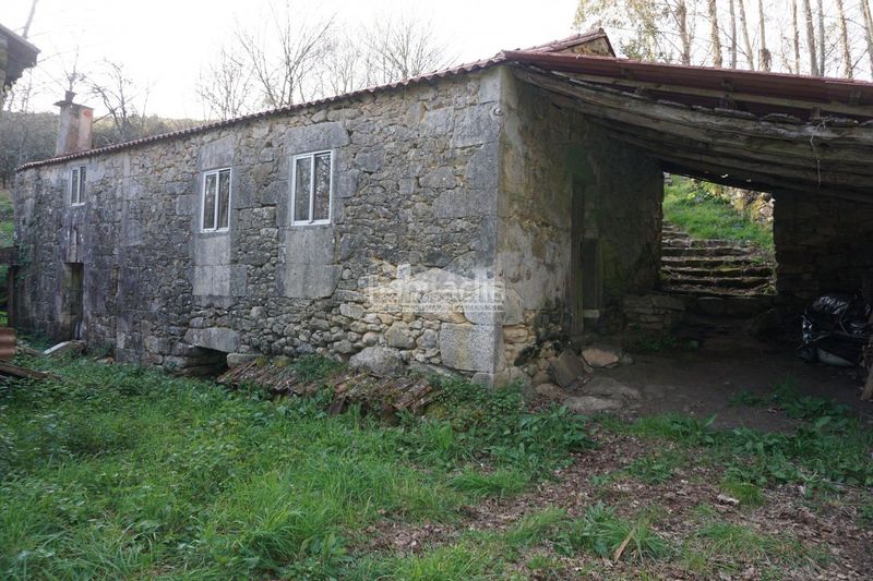 Foto 4ccd0b0c-74f7-4347-8eb9-74ed32b68e5c. Masia a Palas de Rei
