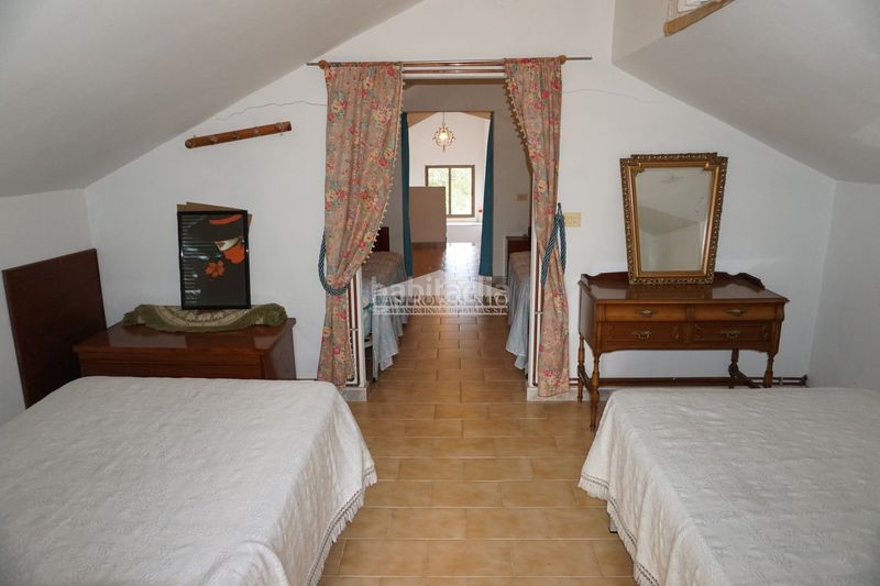 Foto 0103711f-64b9-4cf5-99d8-51c35b051e89. Casa amb calefacció a Palas de Rei
