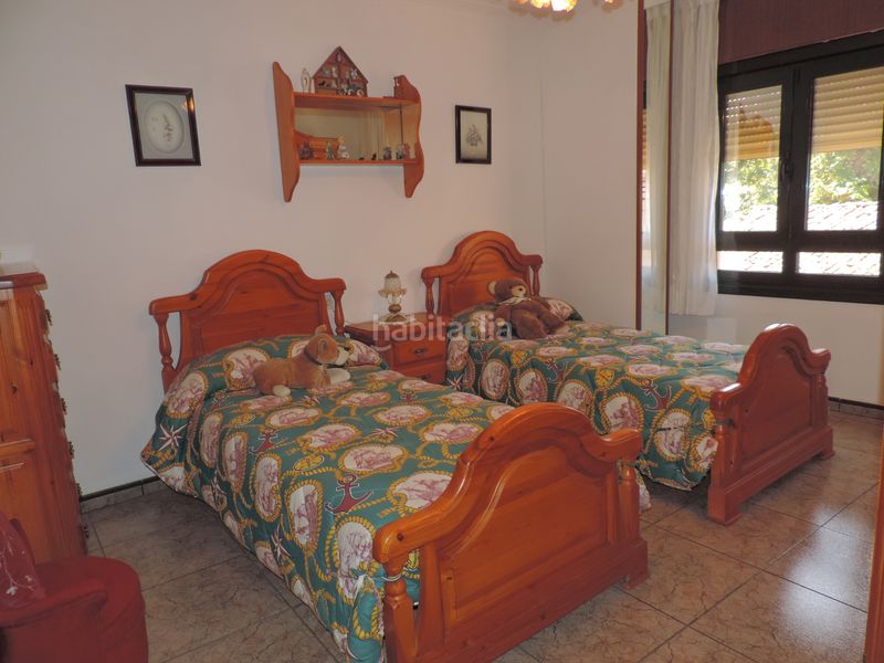 Foto d6af63f3-6ff8-4ec1-8a7f-54e7bec056b1. Casa a Melide