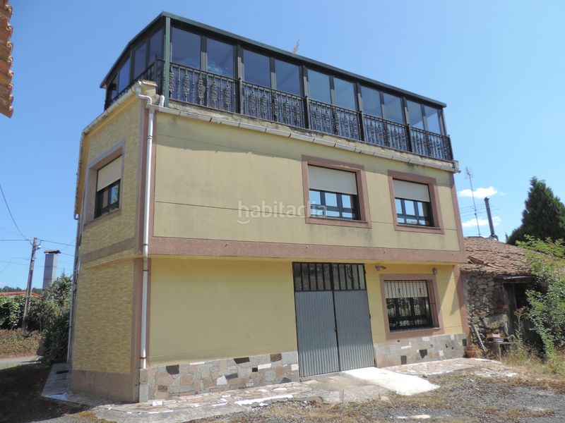 Foto e4e4fc89-0e16-40c6-ada5-13d0daf95c63. Casa a Melide