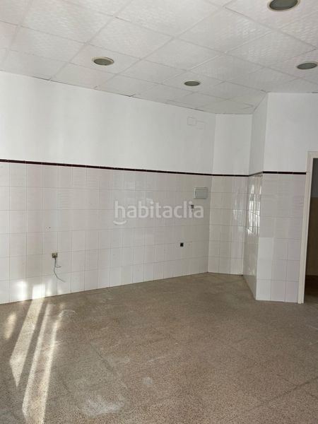 Foto a453a065-0320-4f95-a05f-89210e6b2778. Rent business premise in Cieza