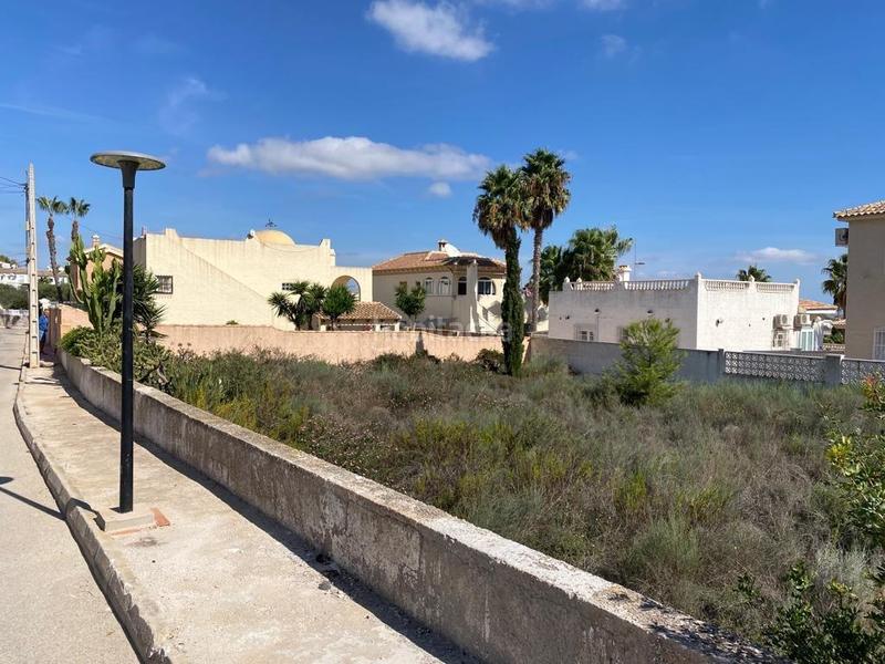 Foto 766cf994-0a03-43f6-b16c-d89049501b11. Terreno residencial urbanización blue lagoon San Miguel de Salinas alicante en San Miguel de Salinas