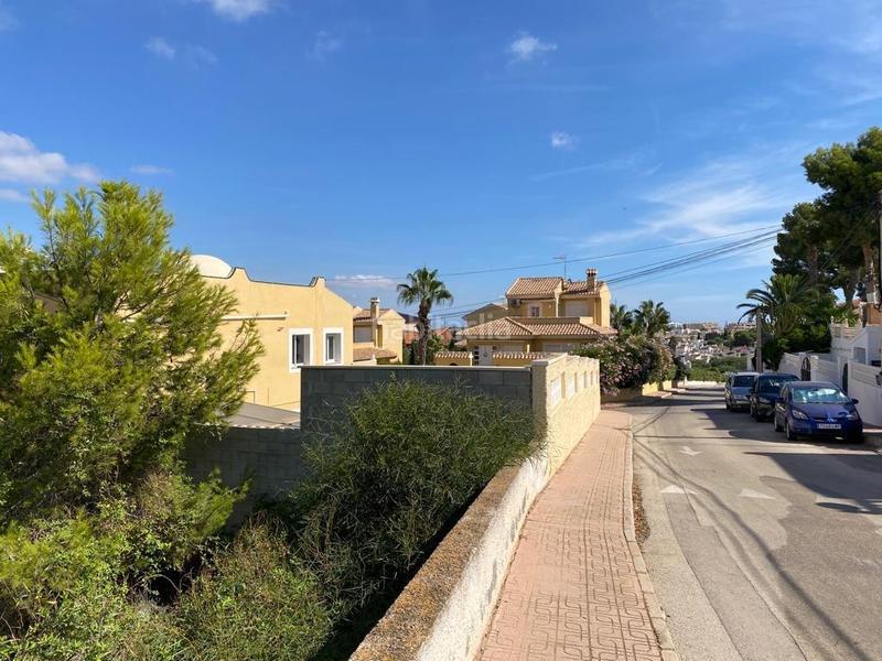 Foto 8489e957-429b-45ab-8ea1-e1f4b70ce11c. Terreno residencial urbanización blue lagoon San Miguel de Salinas alicante en San Miguel de Salinas