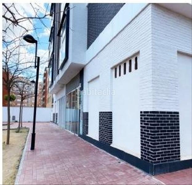 Foto 5fd0b6bf-a915-4359-bd93-aa76b6a88b1e. Alquiler local comercial estupendo local comercial en Juan Carlos I. en Murcia