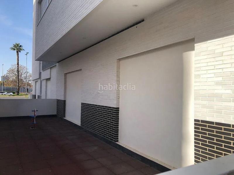 Foto cd88fcc4-9a93-42ab-a34c-c33ed36b74fc. Location local commercial dans Juan Carlos I Murcia