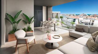 Apartament a Torreblanca. Vida costera moderna en la mata