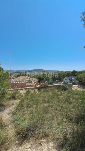 Foto 0781f45c-b6b7-4791-a756-7df7b110bc52. Terreno residencial magnífica parcela en la pinada . en Murcia