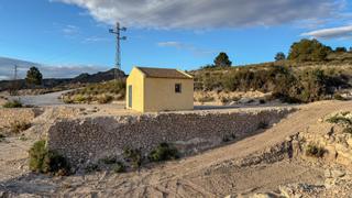 Maison à Abarán. Parcela con construcción