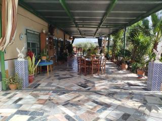 Masia a Calle paco antón 17. Casa rústica con piscina en cañada hermosa