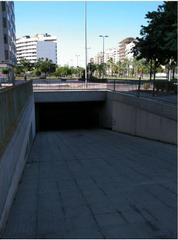 Aparcament cotxe a Juan Carlos I. Espectacular plaza en juan de borbón