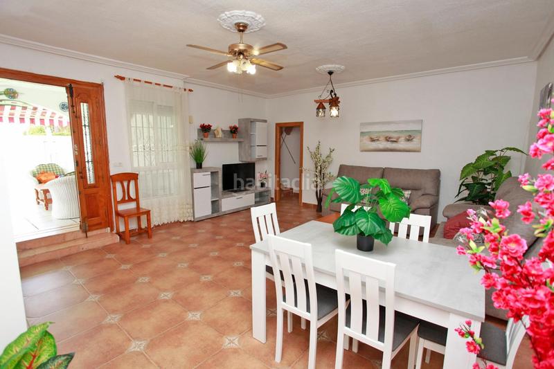 Foto 3e2a62e2-7f52-440c-9555-8722178c2b26. Xalet amb piscina a Entremares Manga del Mar Menor (La)