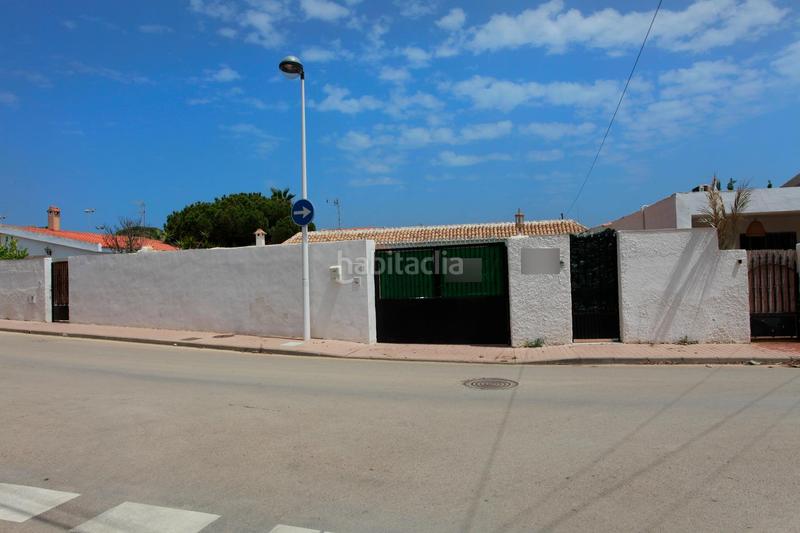 Foto 74ce7386-03ca-4a89-b6bd-1845429b9f77. Xalet amb piscina a Entremares Manga del Mar Menor (La)