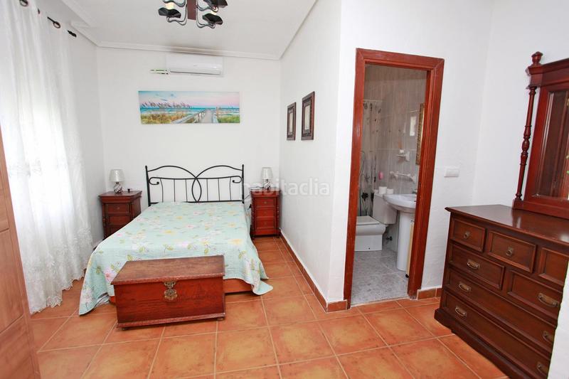 Foto 797b7114-a16b-420f-a076-b75f7da80c9c. Xalet amb piscina a Entremares Manga del Mar Menor (La)