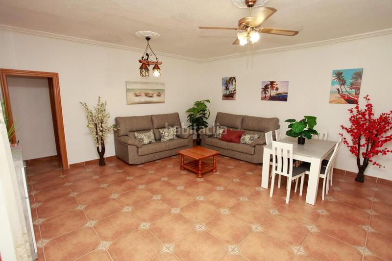 Foto e0dff181-692b-4a30-a00e-f64d0a4dec63. Xalet amb piscina a Entremares Manga del Mar Menor (La)