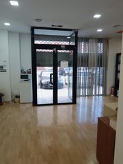 Local Comercial a Avenida Rectores