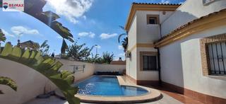 Chalet  Sucina. Chalet independiente con piscina en sucina