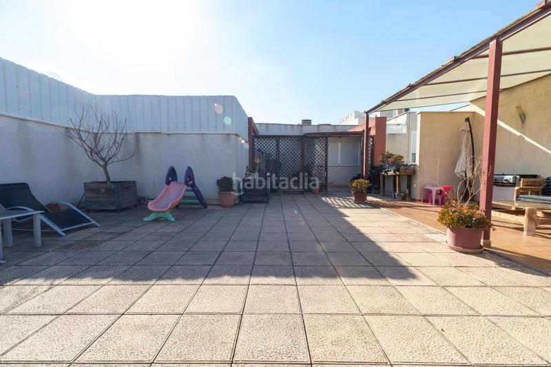Foto f262ee58-cba8-4958-95f4-257335f42f1a. Attique avec parking dans Cieza