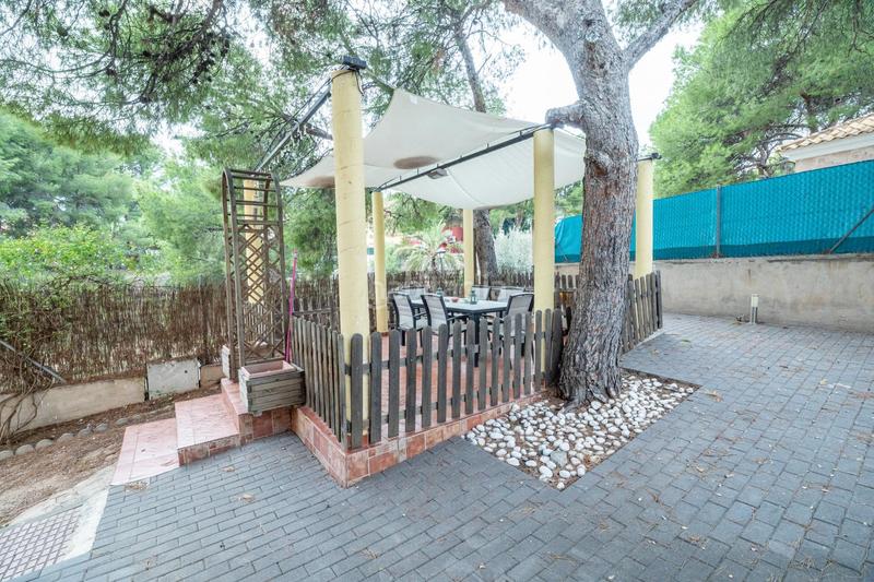 Foto 4c6800e8-2ba2-4f3a-95ca-5792acd38cc1. Xalet a urb charca la 39 a Totana