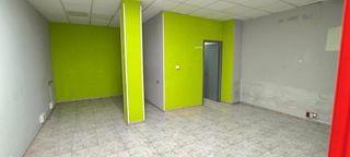 Miete Geschäftsraum in Cieza. Local comercial en alquiler en cieza  300 m2  parking privado  e