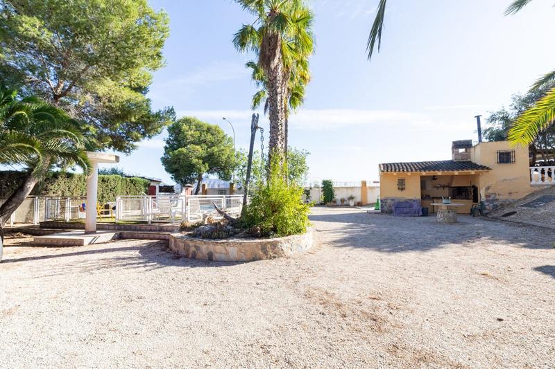 Foto 12d5aacb-080d-448f-94ed-d0370e96f654. Chalet in calle de circunvalación 23 in Fortuna