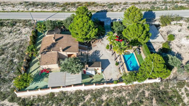 Foto 6bb93eb6-baa9-41a2-bb91-c31dabebc7cb. Chalet in calle de circunvalación 23 in Fortuna