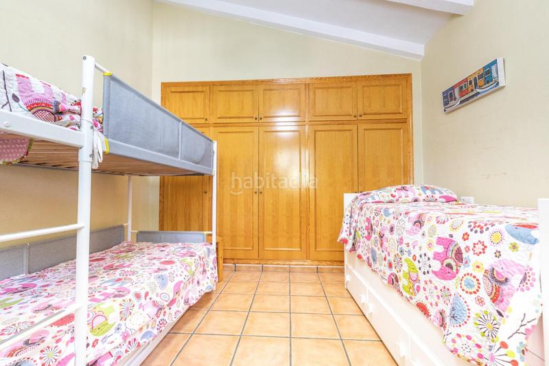 Foto b9833344-5bcf-4851-a77b-5d4efda49a81. Chalet in calle de circunvalación 23 in Fortuna