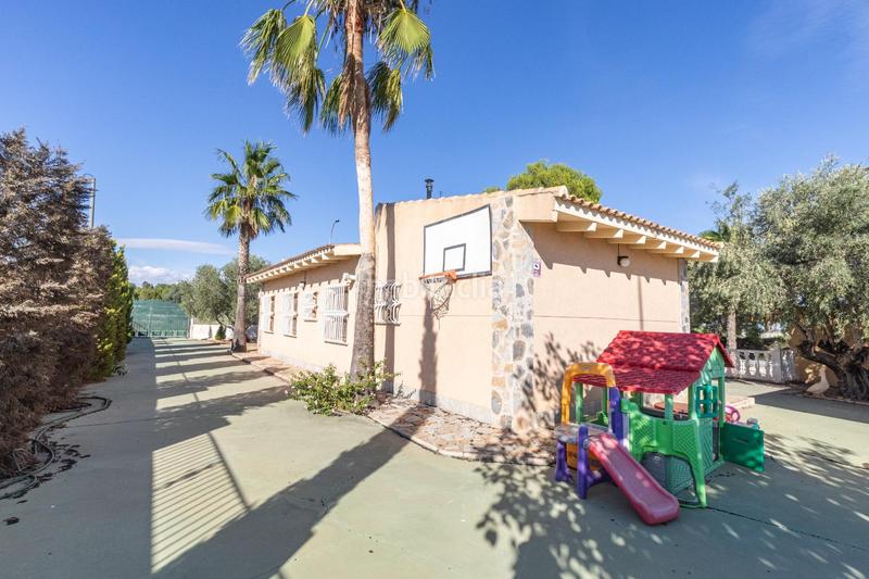 Foto cee20ab9-9a9c-4623-9839-07949f58aea8. Chalet in calle de circunvalación 23 in Fortuna