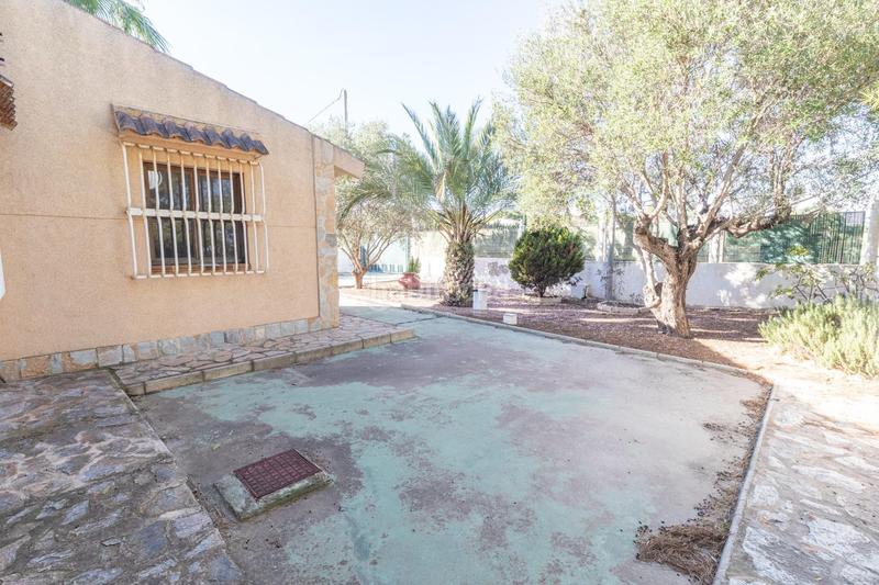 Foto dea955b4-5c63-4d23-9f34-6e7dd66ef95c. Chalet in calle de circunvalación 23 in Fortuna