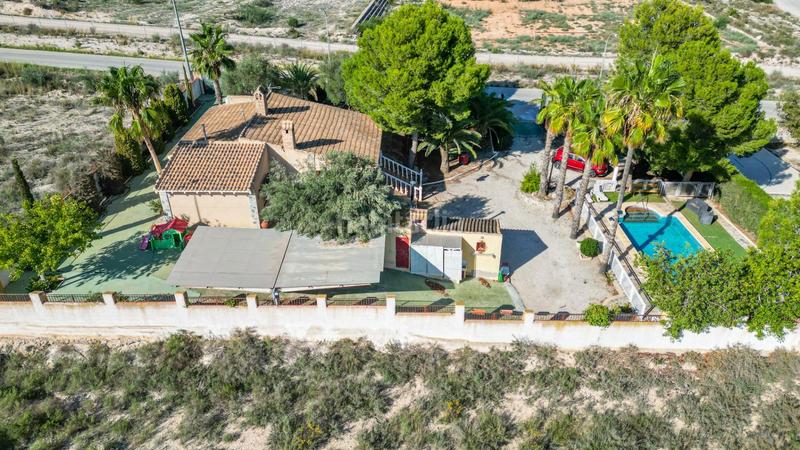 Foto e4963178-3c52-4e2d-9e7b-bda988812334. Chalet in calle de circunvalación 23 in Fortuna