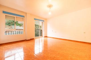 Pis a Abarán. Piso en venta en abaran