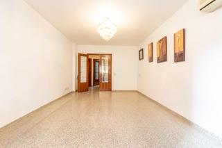 Pis a Abarán. Piso en av juan xxiii, abarán.