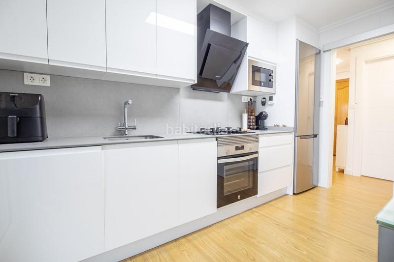 Foto 7cea8ef2-6531-46e1-a6d9-34f947817db7. Piso  con garaje junto parque de la bola en Cieza