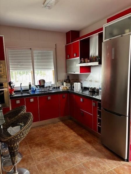 Foto 12532036-479f-452c-829c-2b4afea45a69. Masia amb piscina a Aledo