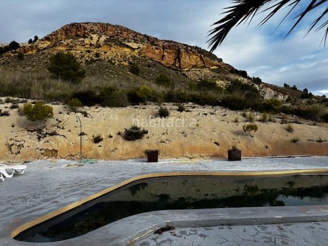 Foto 771126bc-3cd5-4bf7-a80e-21307a248d00. Masia amb piscina a Aledo