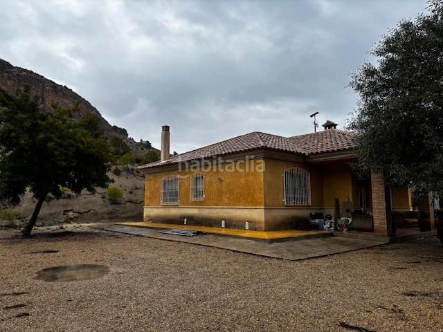 Foto bffcf095-bbbb-4746-ab6b-97a11a400130. Masia amb piscina a Aledo