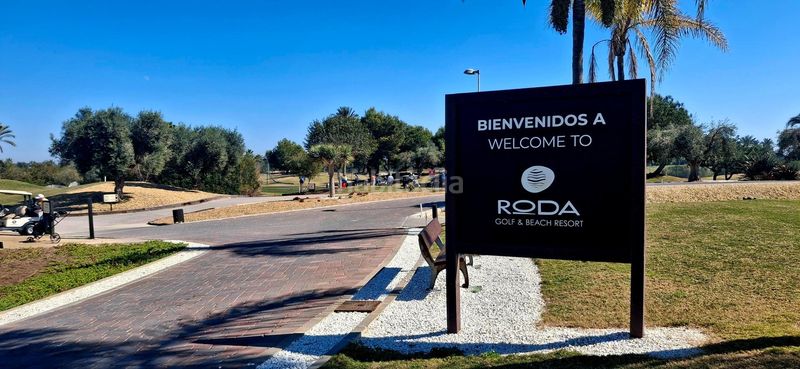 Foto 4835e2d1-eb6b-49da-bb4f-e480ad075ab1. Casa amb aparcament piscina a Roda San Javier